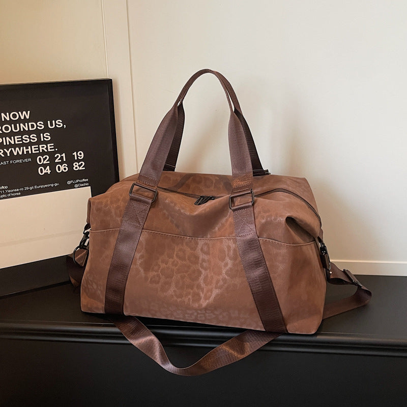 Sportliche Reisetasche mit Strukturiertem Obermaterial Brehn