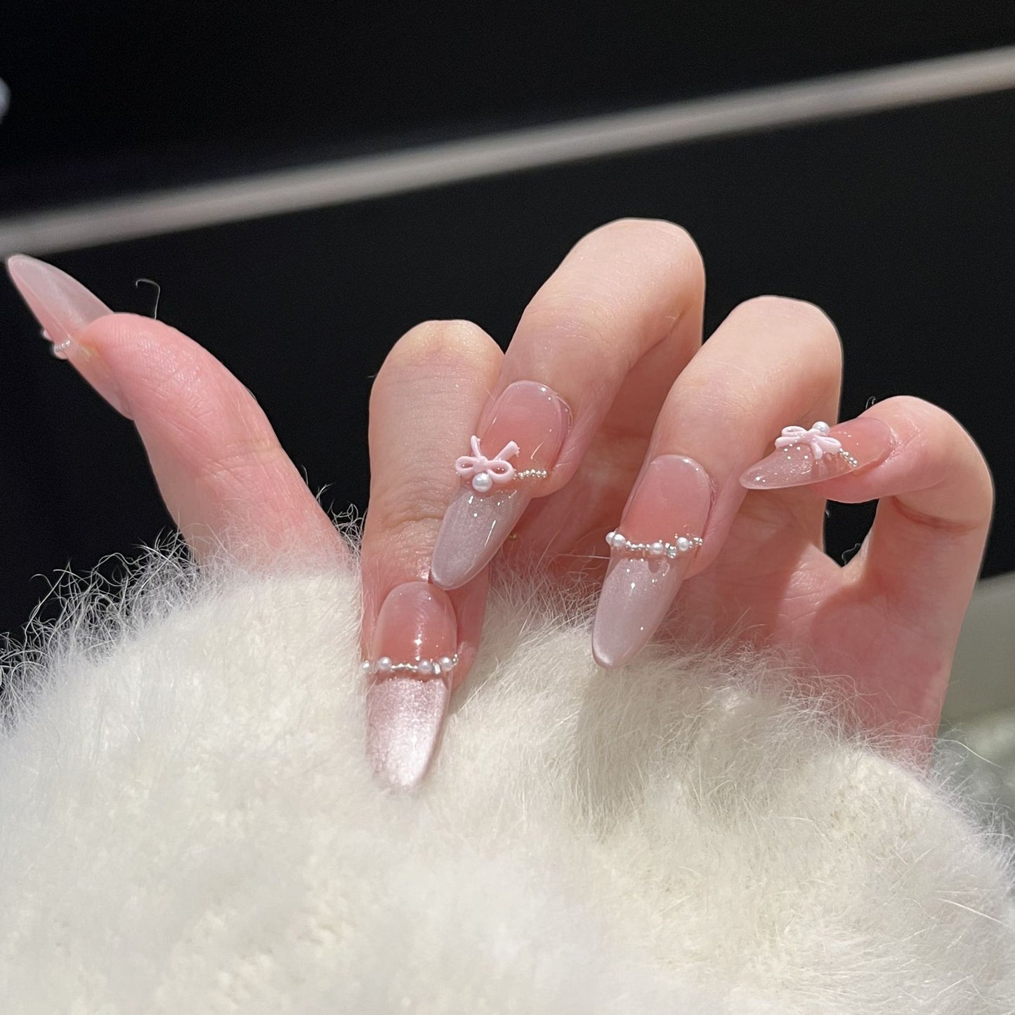 Elegante dekorative Stiletto Press-On Nägel Brehn