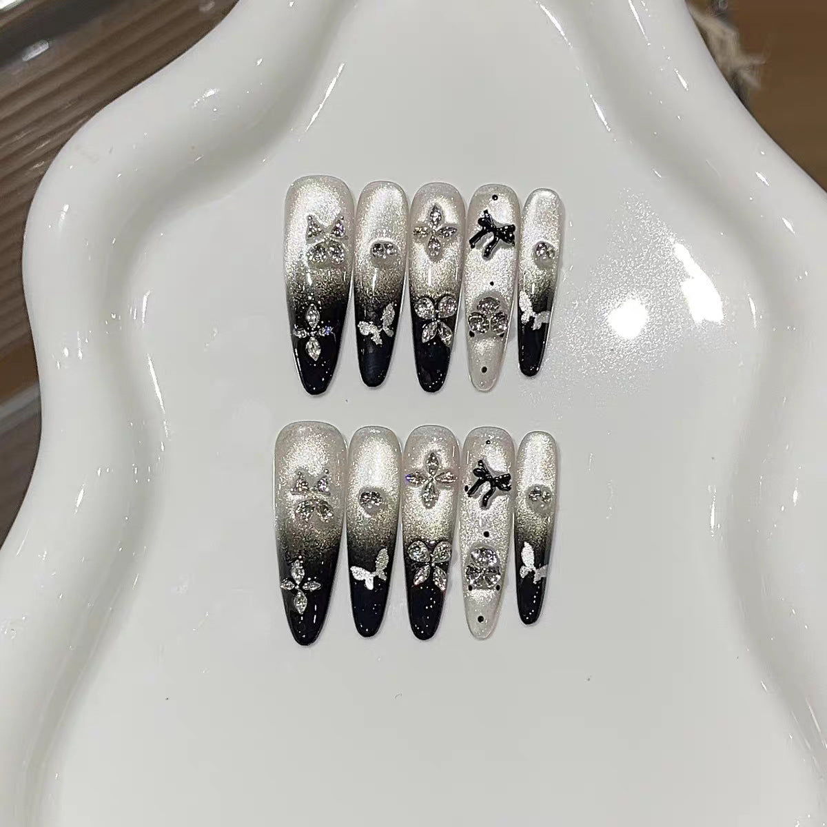 Künstlerische Strass Stiletto Nagelkunst Extensions