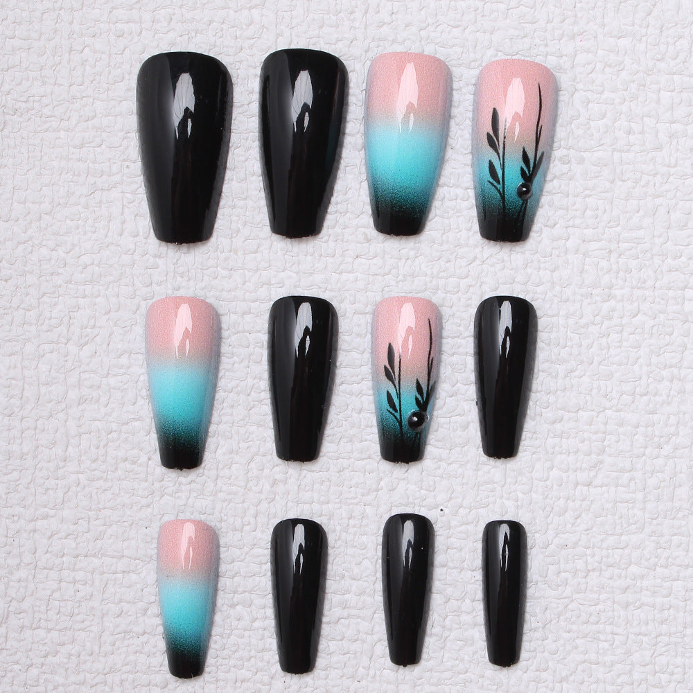 Ombre Press-On-Nagelkunst mit floralem Design Brehn