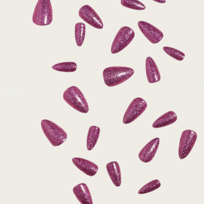 Glitzernde Stiletto Press-On Nagelspitzen Brehn