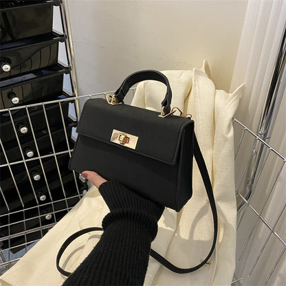 Strukturierte Handtasche