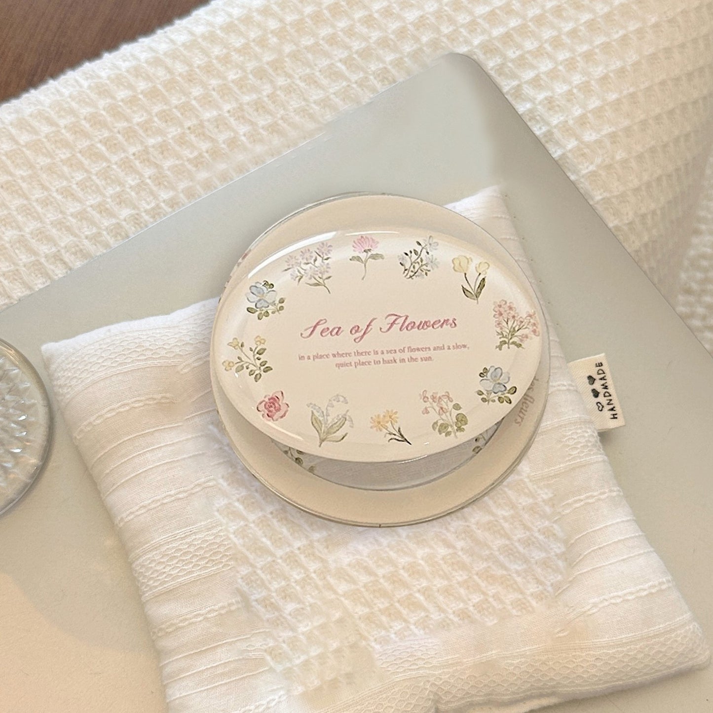 Eleganter Keramik-Untersetzer mit Blumendesign Brehn