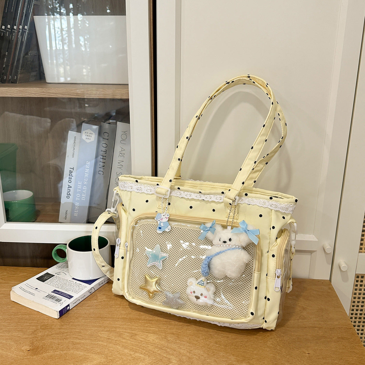 Handtasche mit Durchsichtiger Fächereinteilung und Verspieltem Applikationsdesign Brehn