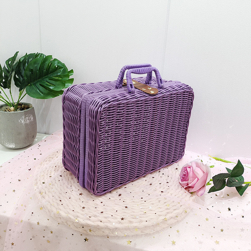 Damen Stilvolle Rattenbox mit praktischen Griffen Brehn