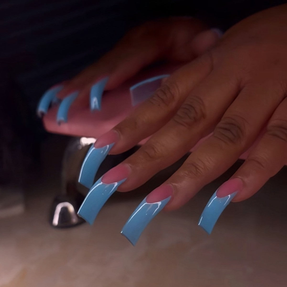 Glänzende Lange Stiletto Press-On Nägel Brehn