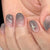 Künstliche Nagelkunst mit elegantem Ombre-Design und reizvollen Akzenten Brehn