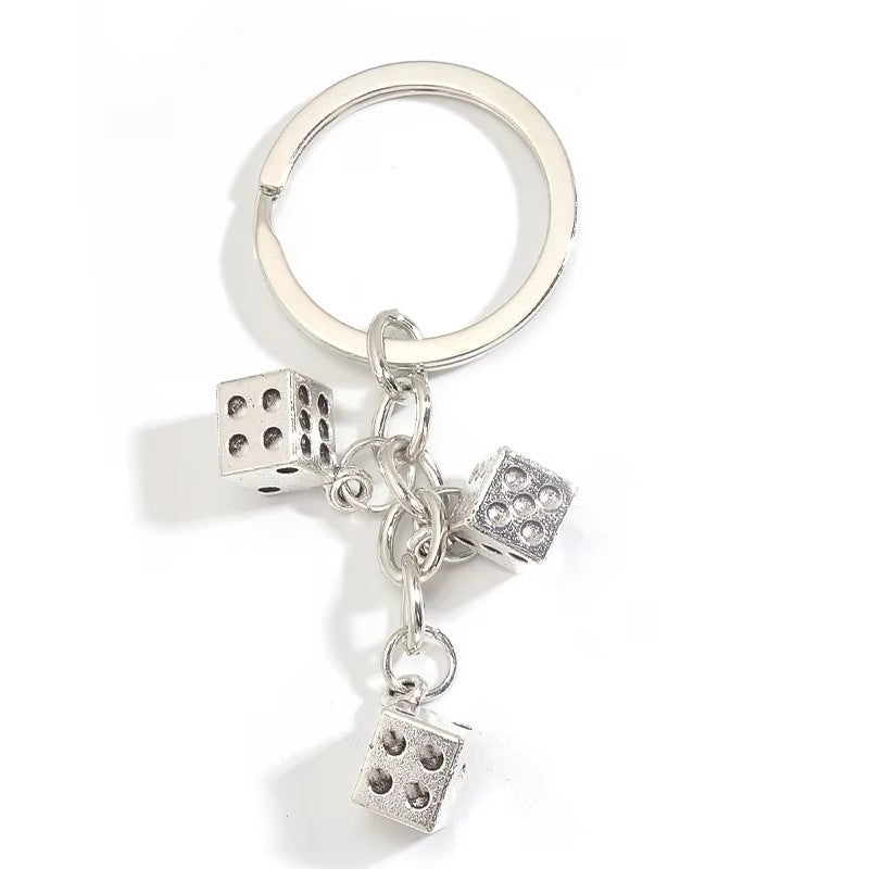 Würfel-inspirierter Charm-Schlüsselanhänger Brehn