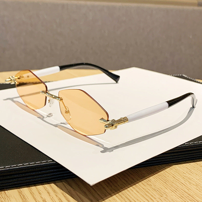 Damen futuristische Sonnenbrille mit übergroßem rechteckigem Rahmen Brehn