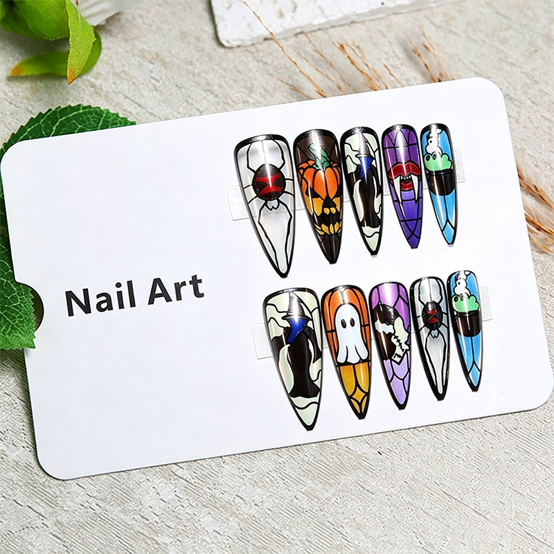 Kunstvolle Nagelspitzen mit Eiscreme-Design Brehn