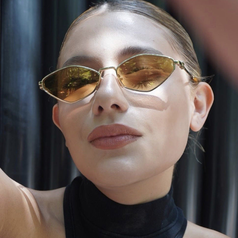 Damen geometrische Sonnenbrille mit glänzendem Metallrahmen und polarisierten Gläsern Brehn