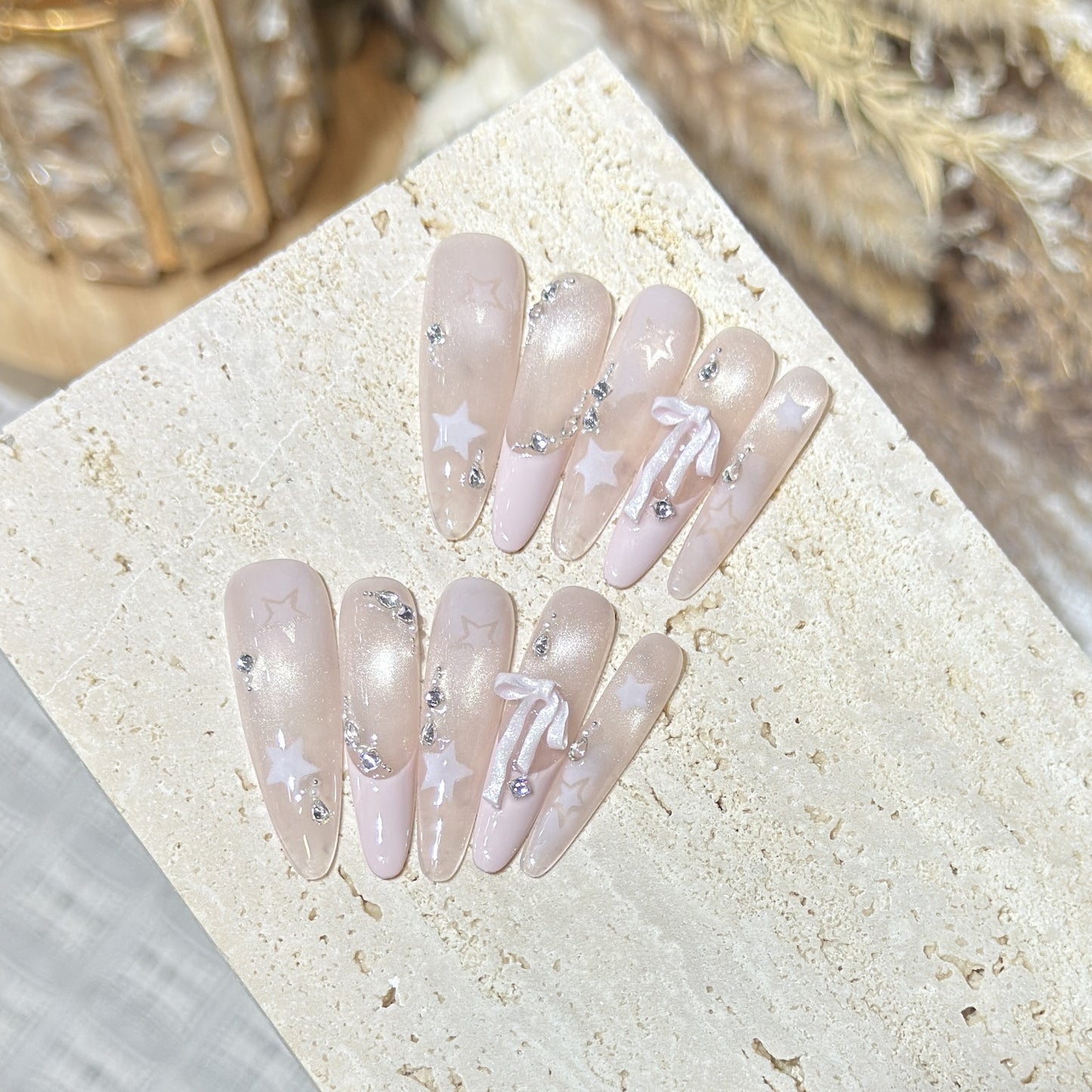 Elegantes Sternen-inspiriertes Druck-On-Nagelkunst-Set Brehn