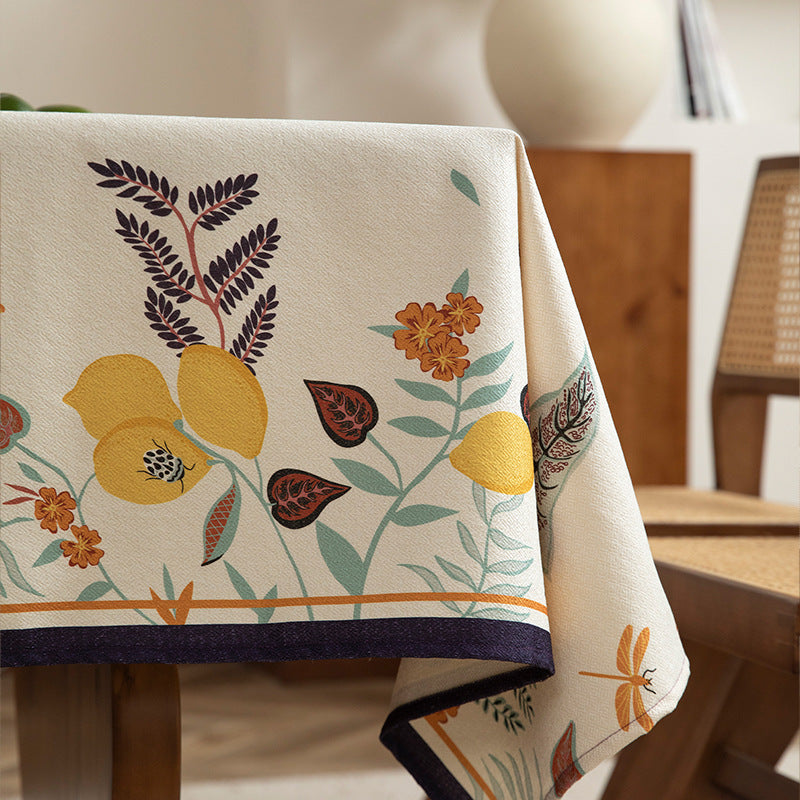 Tischdecke aus Baumwollmischung mit floraler Bordüren‑Illustration und verstärktem Saum Brehn