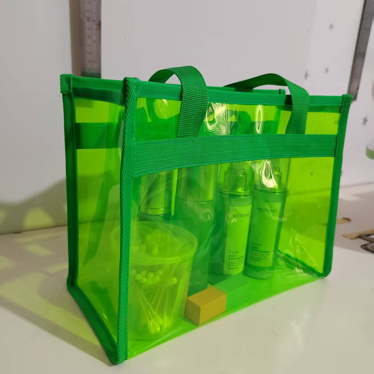 Transparente Tragetasche Brehn