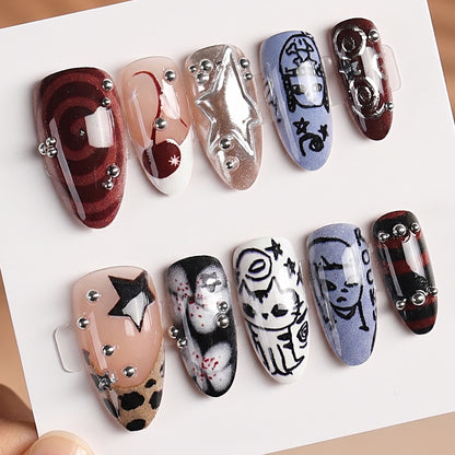 Kreatives Kunstnagelset mit einzigartigen Designs und Glitzerelementen Brehn