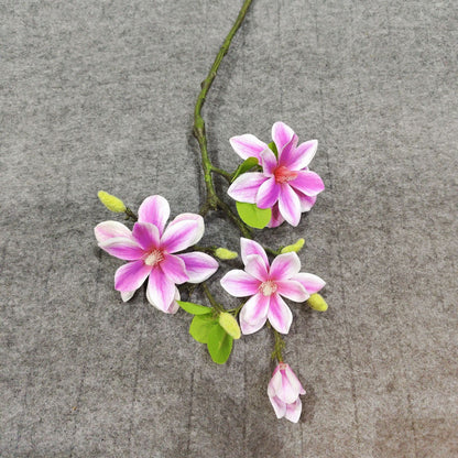 Lebensechte Blumenspitze mit weichen Blütenblättern
