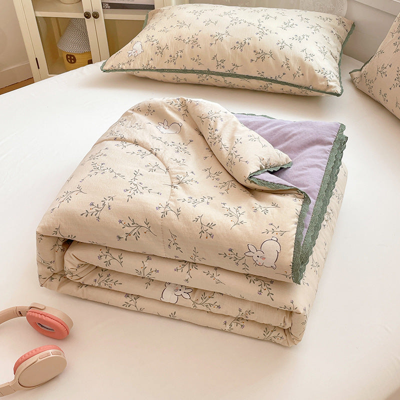 Damen Komfort-Bettdecke mit zartem Blumenmuster und hochwertiger Füllung Brehn