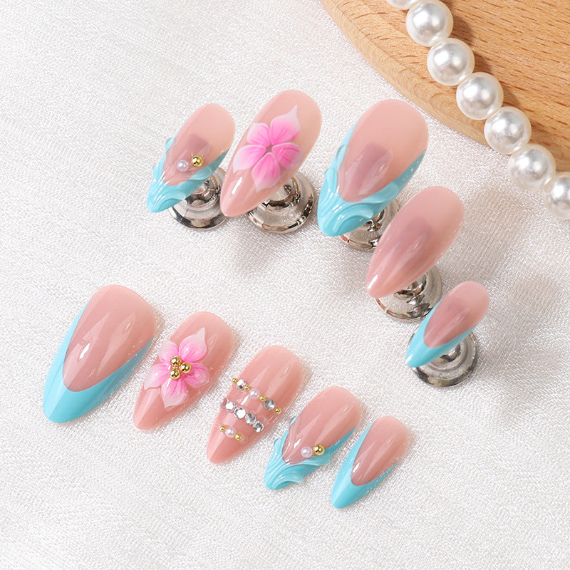 Kreatives blumengestaltetes Press-On-Nagelset Brehn