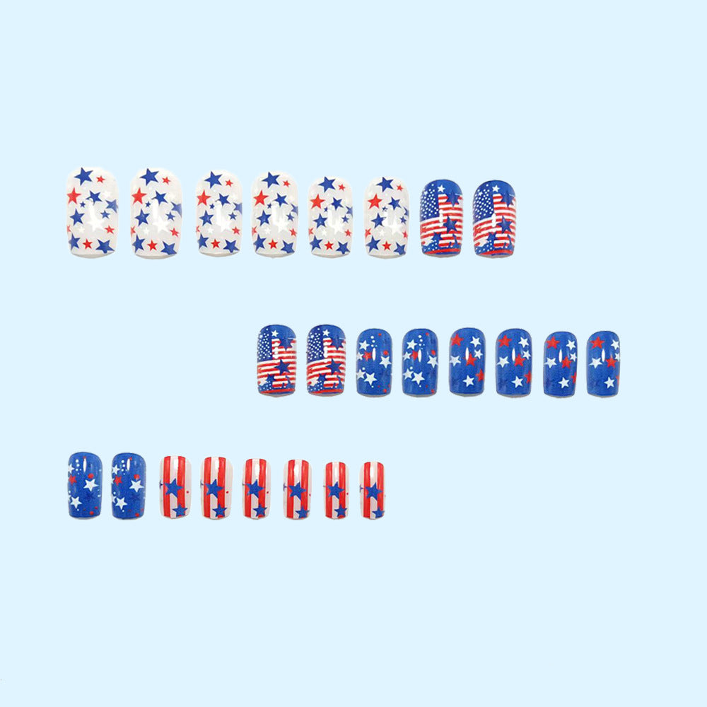 Kunstnägel mit patriotischem Sternen-Design Brehn