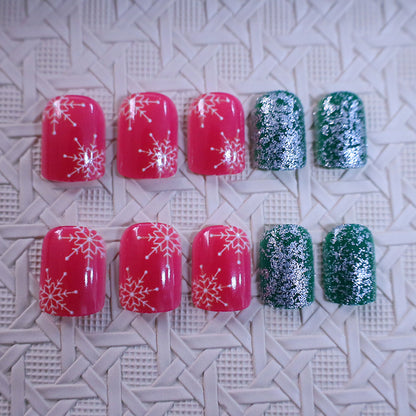 Festliche Feiertags-Themen-Nail Art Brehn