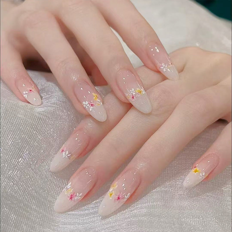 Dekorative Nagelkunst Brehn