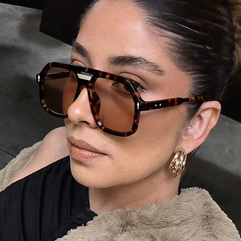 Damen oversized Sonnenbrille mit polygonalem Rahmen und UV-Schutz Brehn