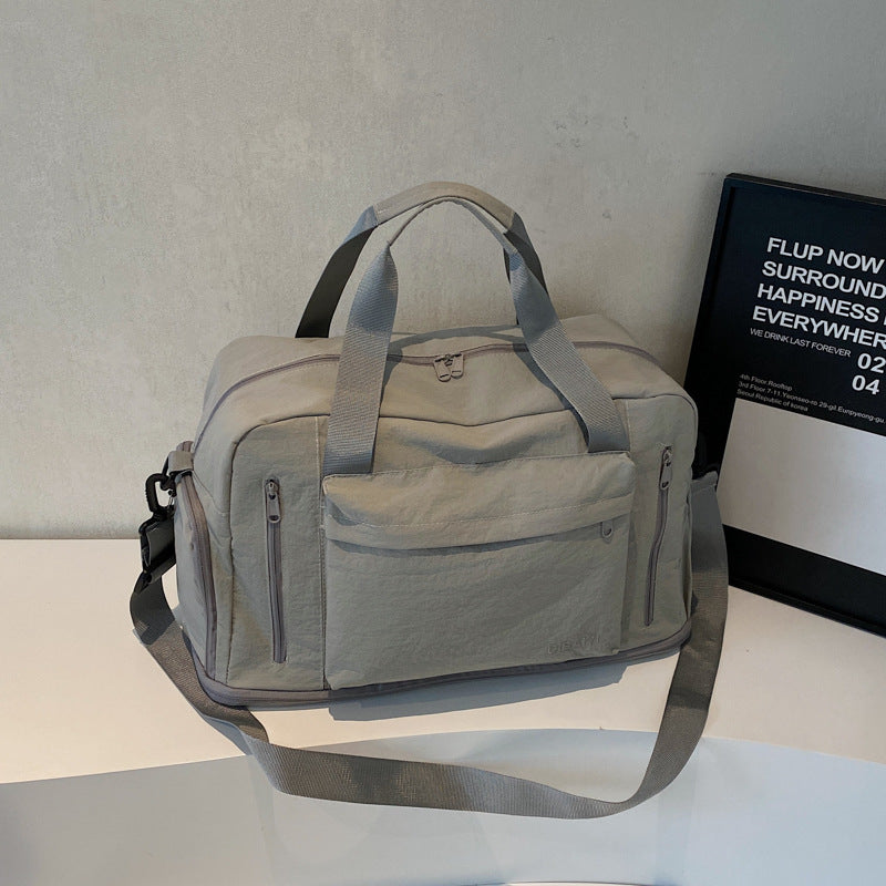 Damen geräumige und praktische Sport- und Reisetasche Brehn