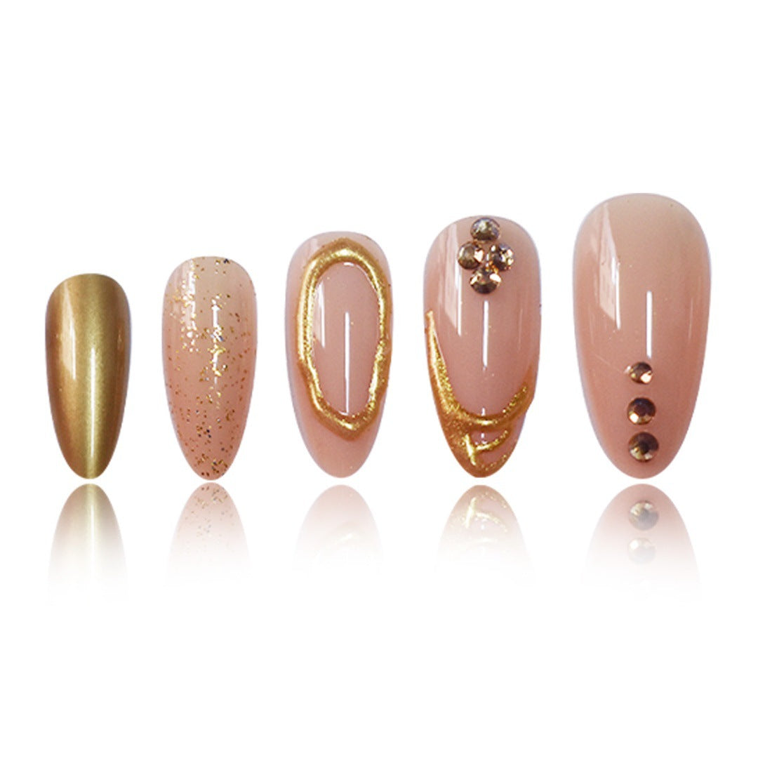 Glamouröse 3D-Nagelkunstverlängerungen Brehn