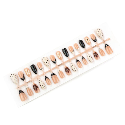 Elegante Spitz-Press-On-Nagelkunst mit Pünktchen- und Ombre-Designs Brehn