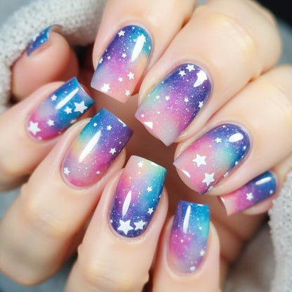 Galaxy-Inspirierte Nagelkunstverlängerungen Brehn