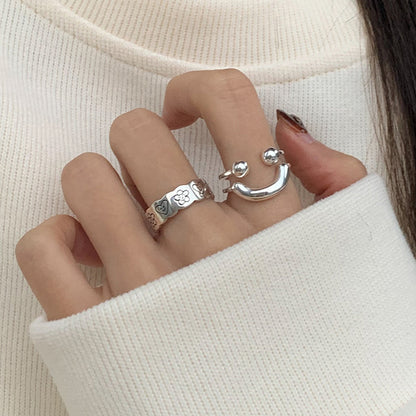 Verstellbarer Silberner Blumenmuster Ring Brehn