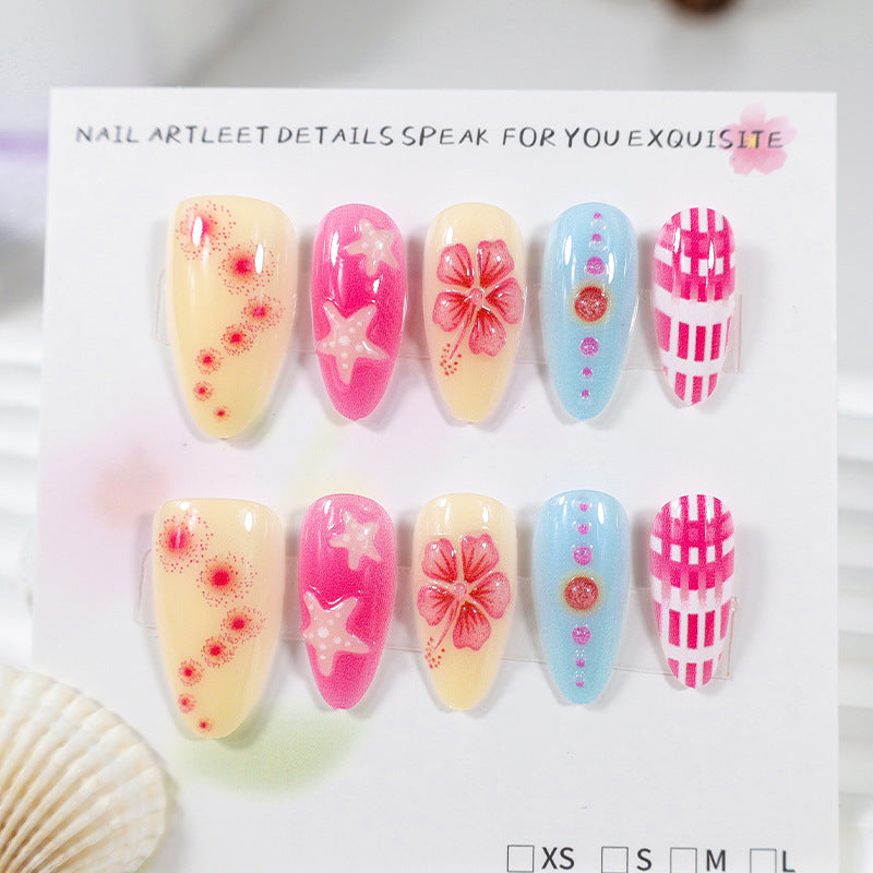 Kunstnagelset mit kreativen Blumen- und Sternenmotiven Brehn