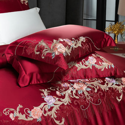 Besticktes Satin-Bettwäsche-Set mit Luxus-Applikationen