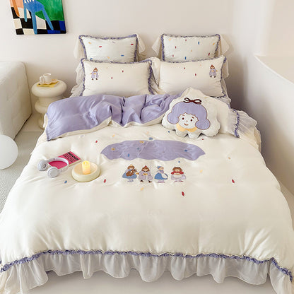 Kinder-Bettwäsche-Garnitur mit gestickten Puppenapplikationen, Volant und Kuschel-Kissen