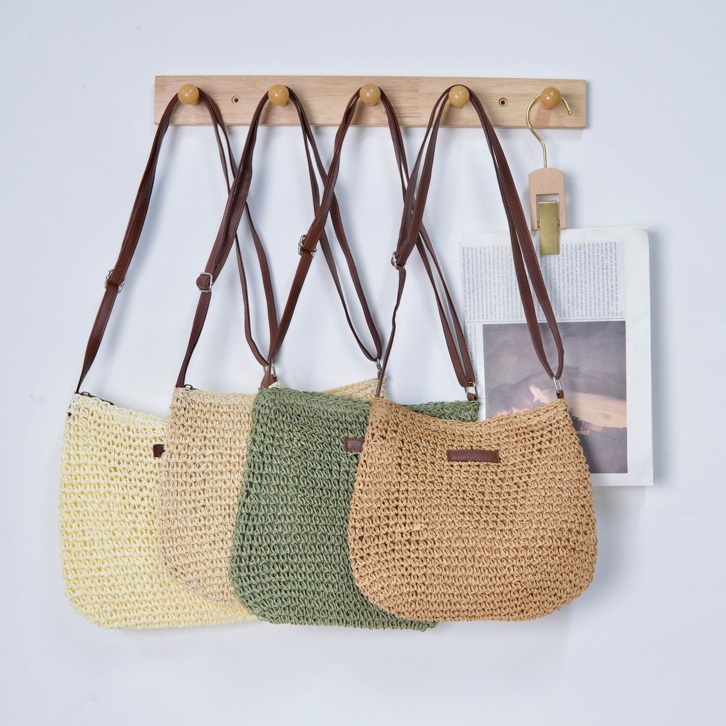 Handtasche Aus Handgefertigtem Naturmaterial mit Verstellbarem Schulterriemen Brehn