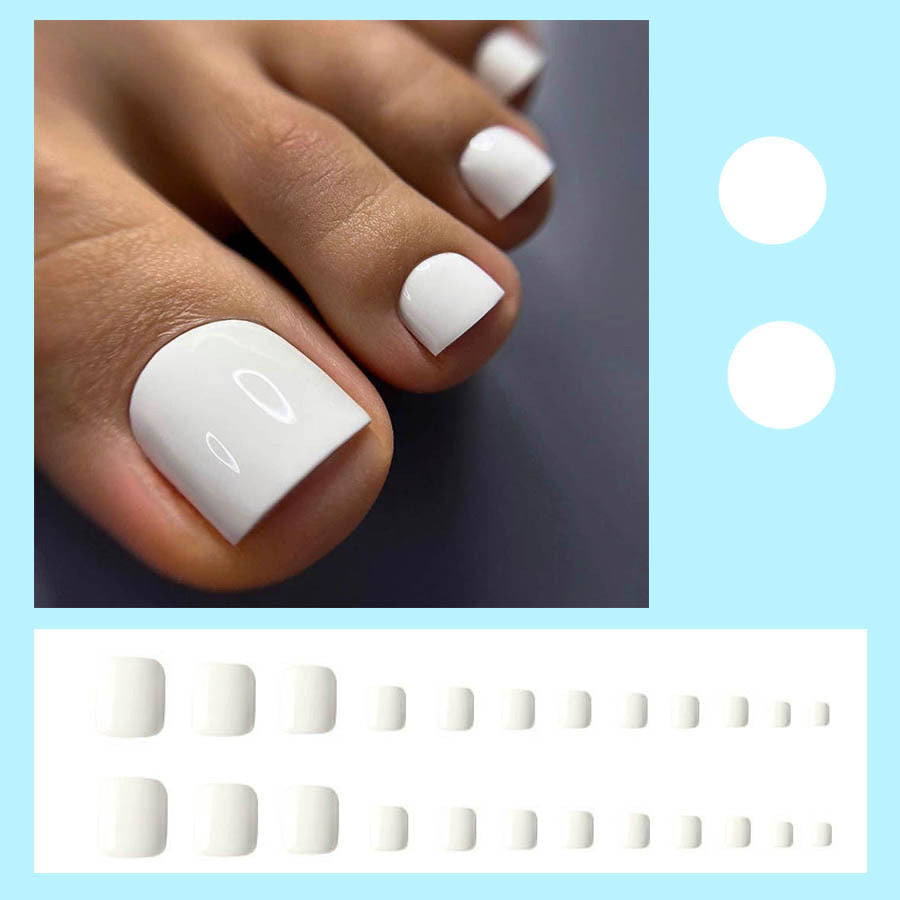 Kunstnagelset für Fußnägel mit elegantem Hochglanz-Finish Brehn