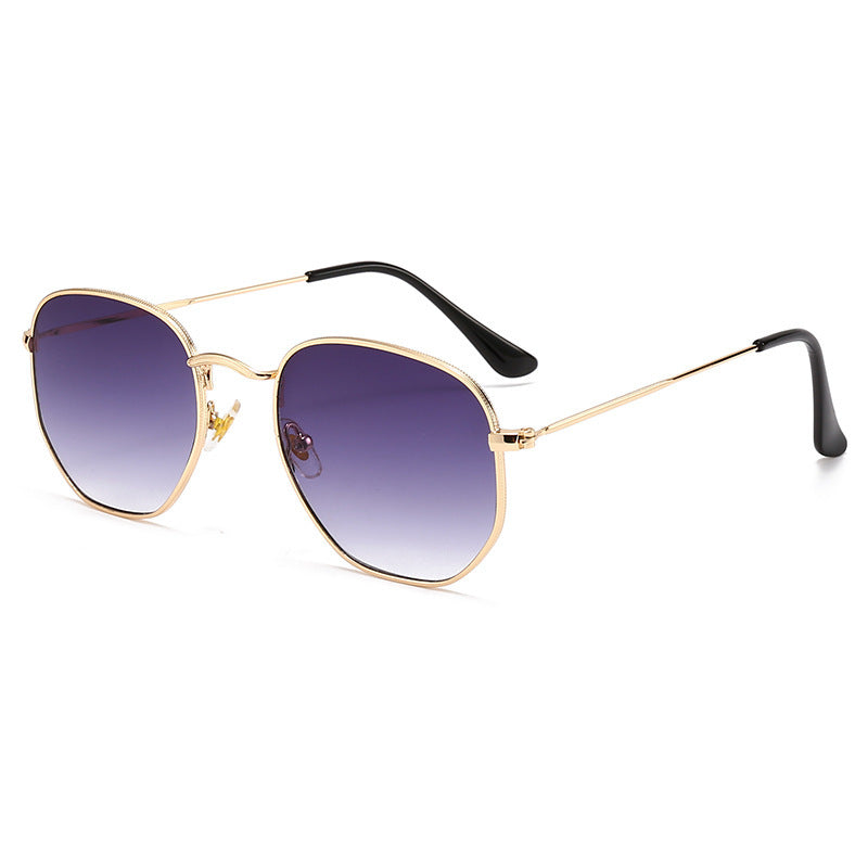 Damen Oversized Sonnenbrille mit elegantem goldenen Metallrahmen und massivem UV-Schutz Brehn