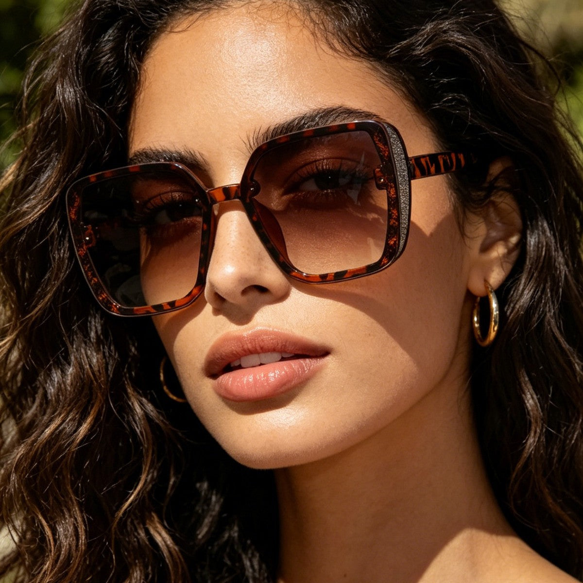 Damen fashion Sonnenbrille mit einzigartigem Rahmen und extravagantem Design Brehn