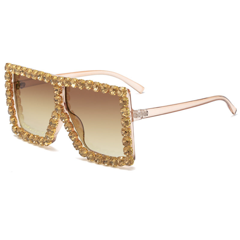Damen auffällige quadratische Sonnenbrille mit funkelnden Applikationen Brehn