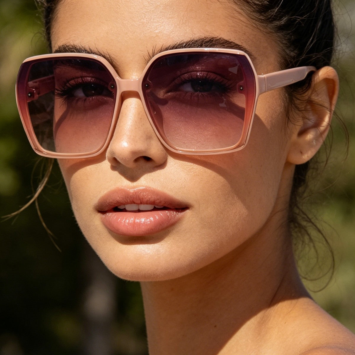 Damen stilvolle quadratische Sonnenbrille mit gradienten Gläsern Brehn