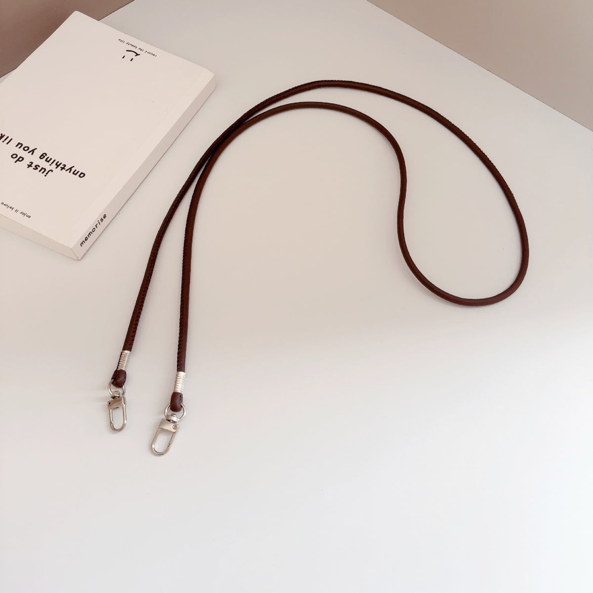 Elegante Leder-Attaché-Tragriemen Brehn