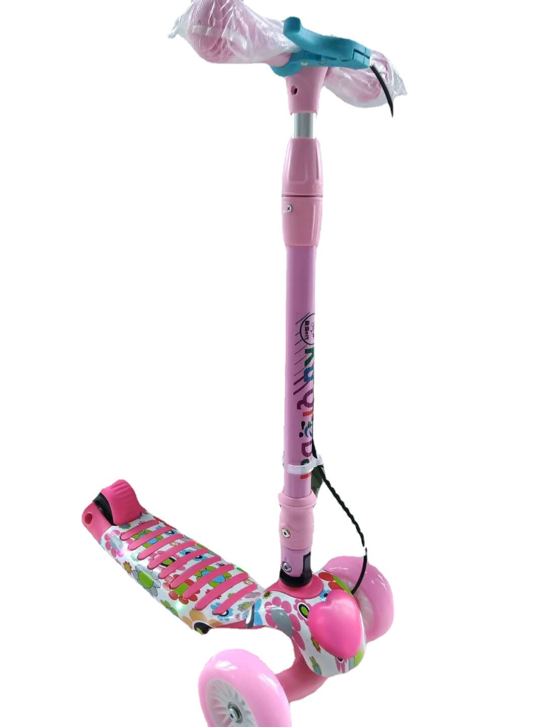 Kompakter Dreirädriger Kick-Scooter Brehn