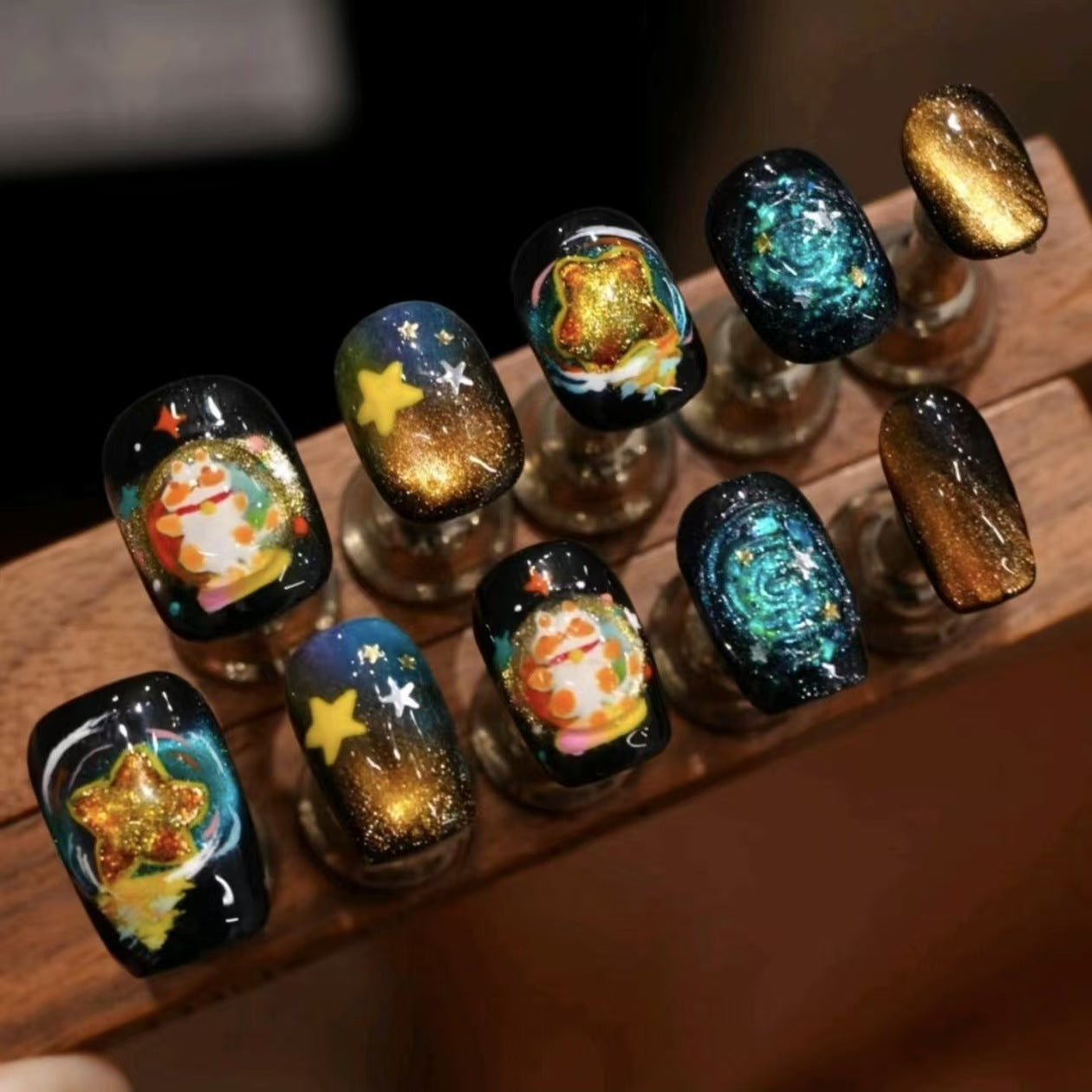 Verspielt Charakter Press-On Nagelkunst Set Brehn