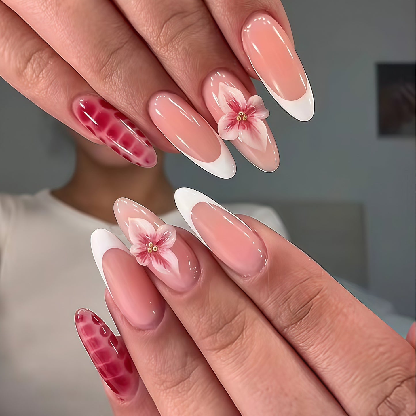 Elegante Blumen Nagelkunst Brehn