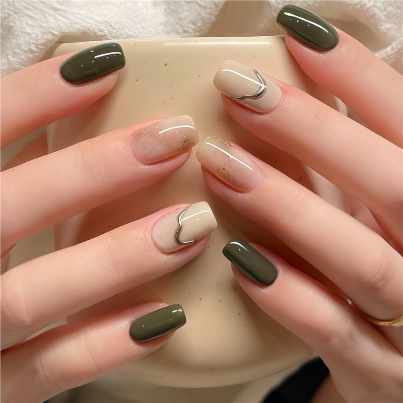 Elegante Press-On-Nagelverbesserungen mit einzigartigem Design Brehn