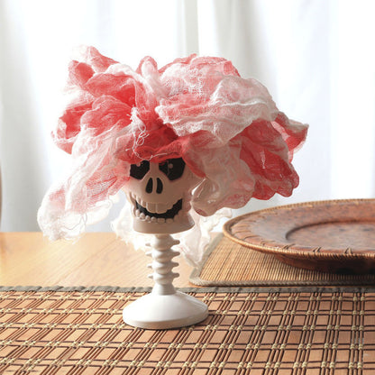 Gruselige Halloween Dekokopf mit buntem Tuch