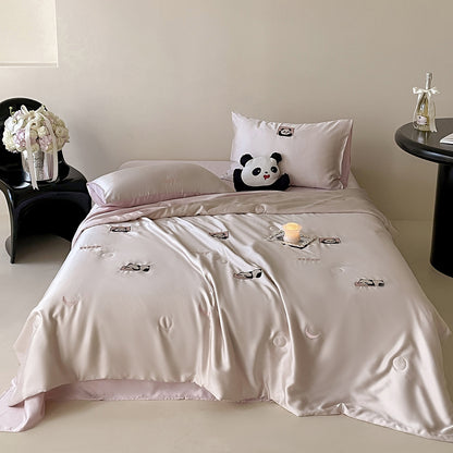 Seidenglänzende Satin-Bettwäschegarnitur mit niedlicher Panda-Stickerei