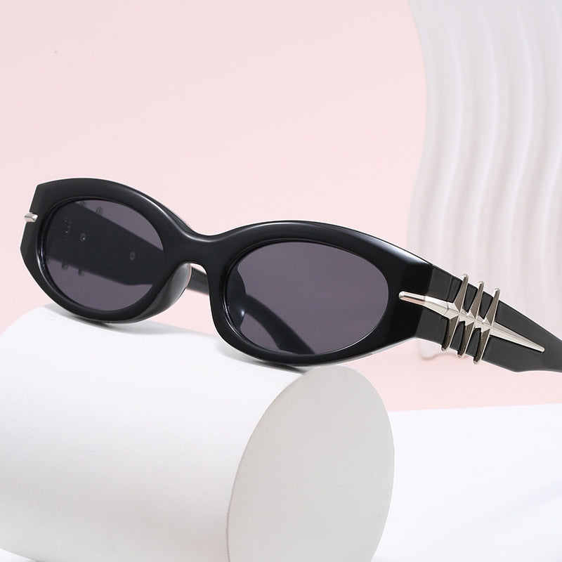 Damen elegante Cat-Eye Sonnenbrille mit modischen Akzenten Brehn