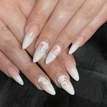 Elegante 3D Acryl Nagelkunst Brehn