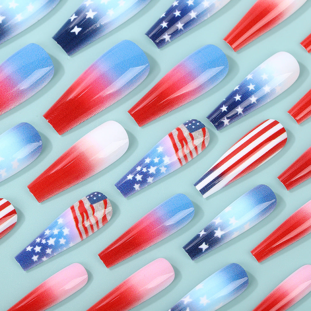 Kunstnagelset mit patriotischem Design Brehn